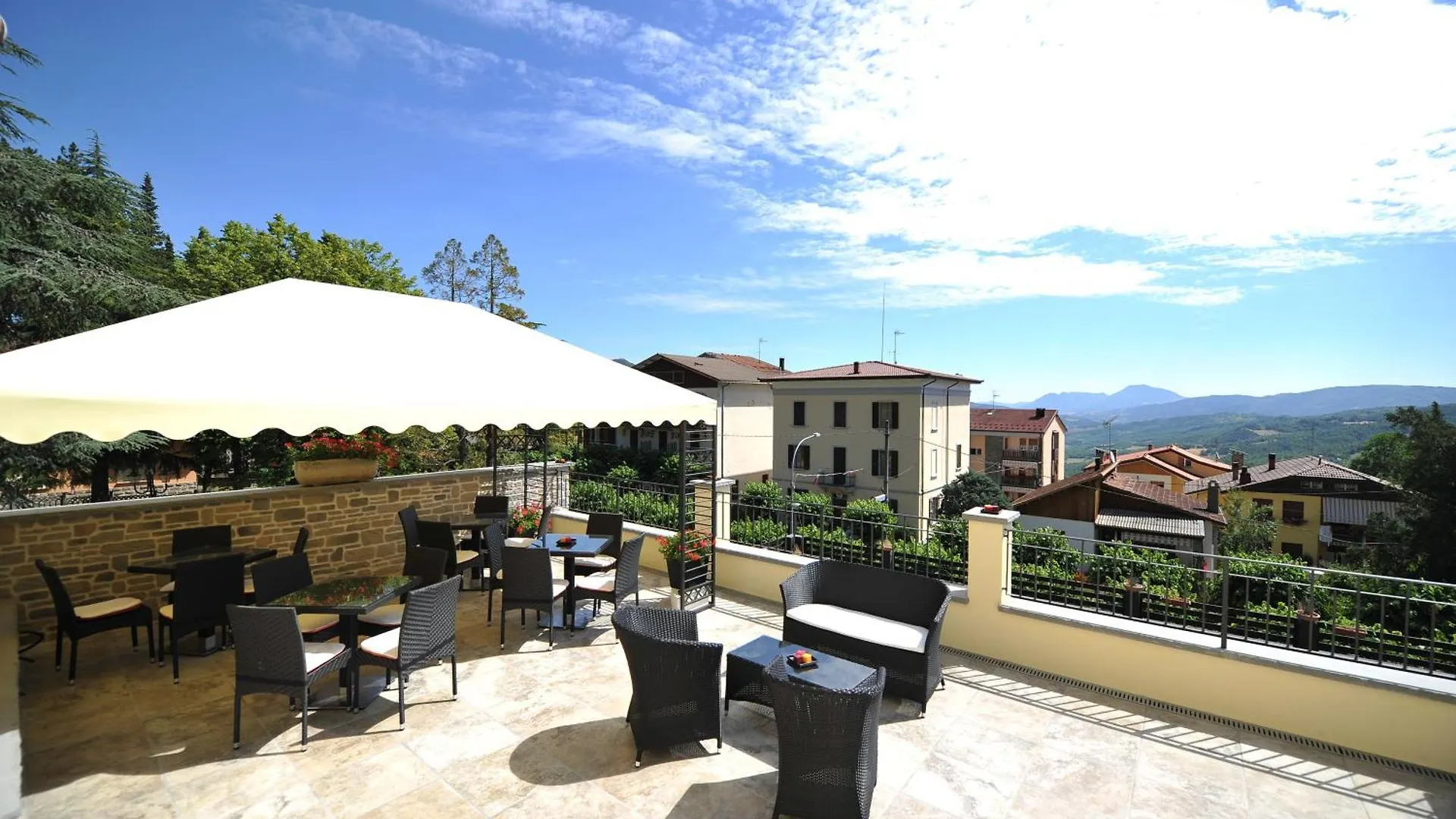 ***  Hotel Montepizzo Lizzano In Belvedere Italy