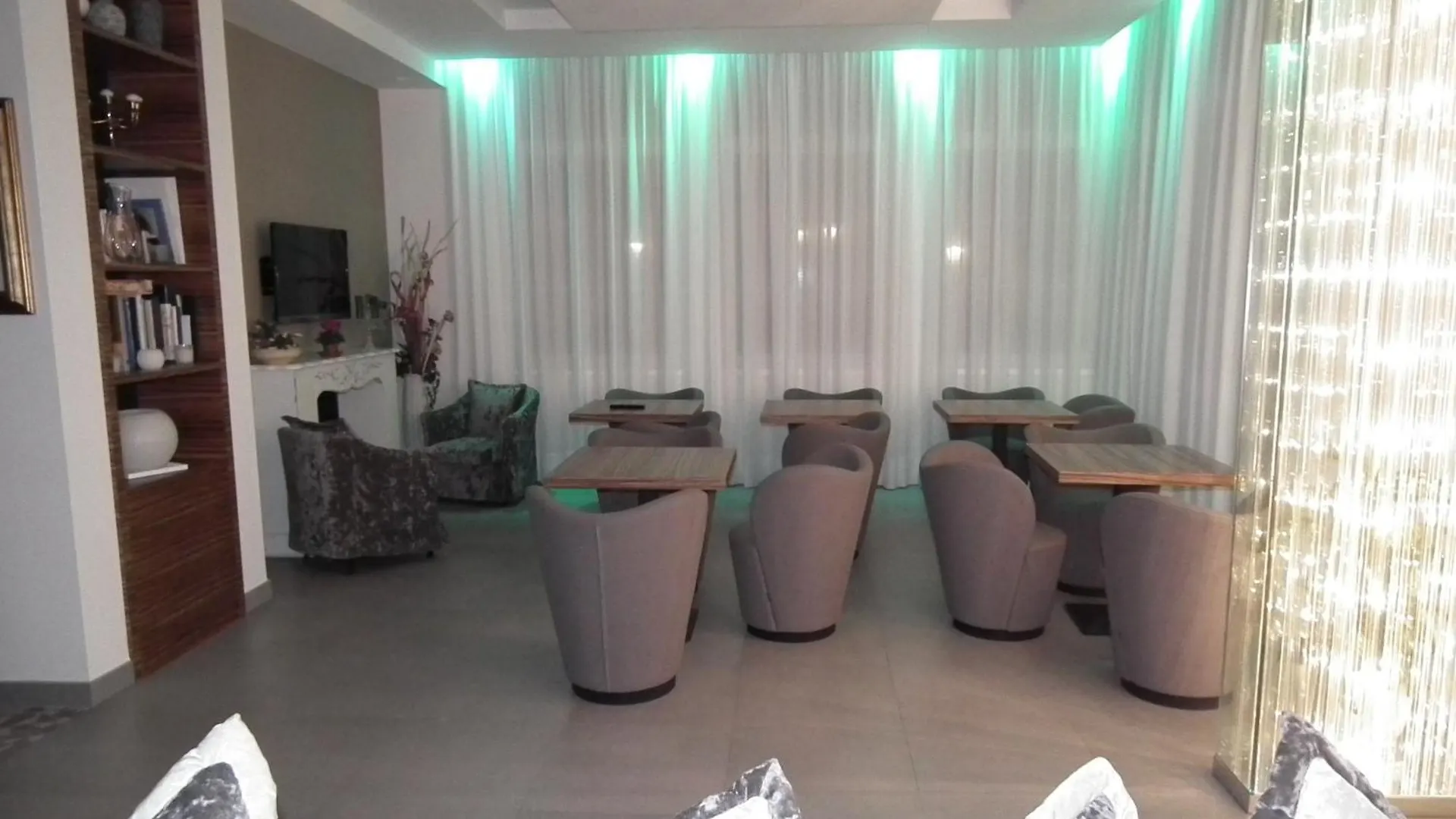 Hotel Montepizzo Lizzano In Belvedere