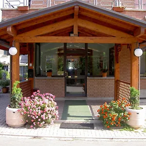 Hotel La Maddalena, Quattro Castella