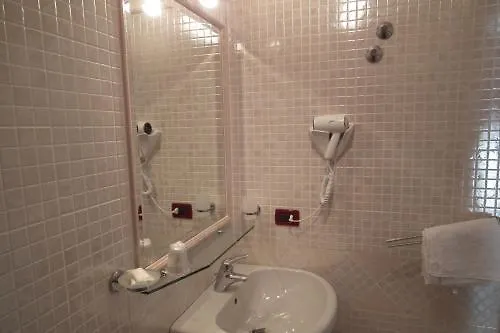 Hotel Montepizzo Lizzano In Belvedere Italy